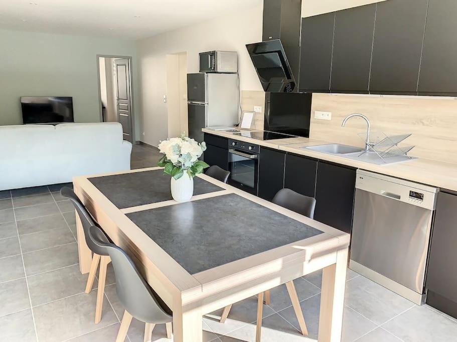 Le Jeanne Apartment Compiègne Exterior foto